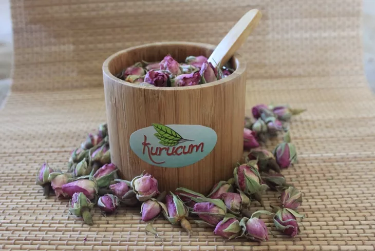 dried rose buds-4